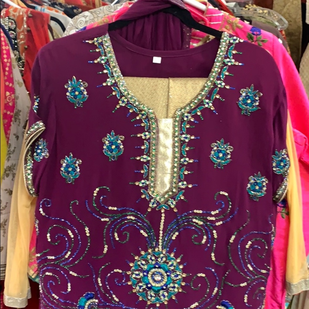 Party wear